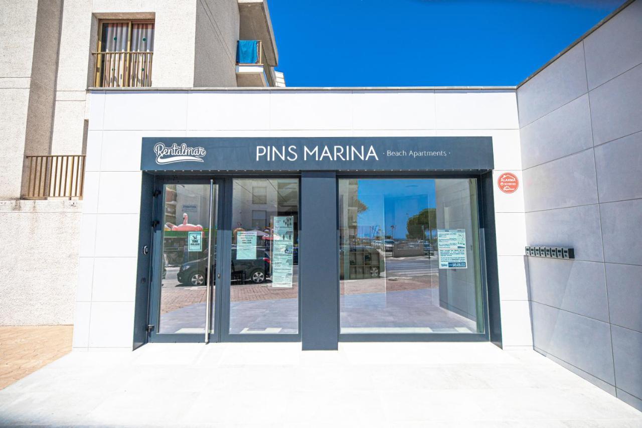 Rentalmar Pins Marina Кембрилс Екстериор снимка